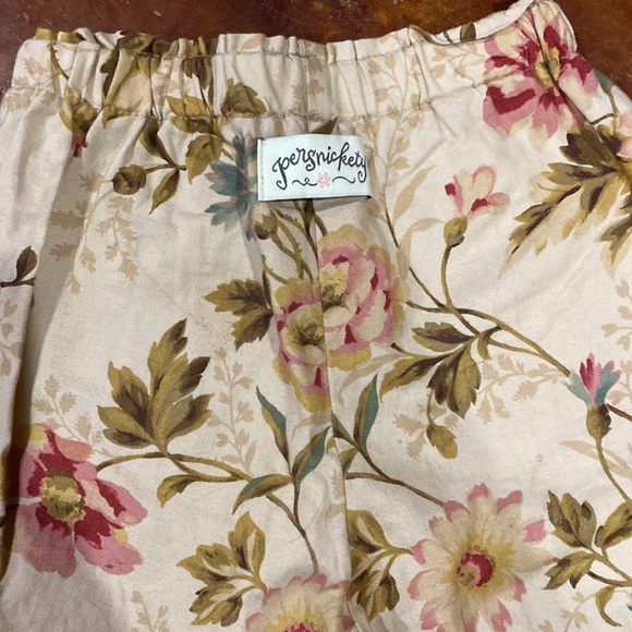 3piece persnickety set. Size 4. Lightly worn. - Picture 3 of 7